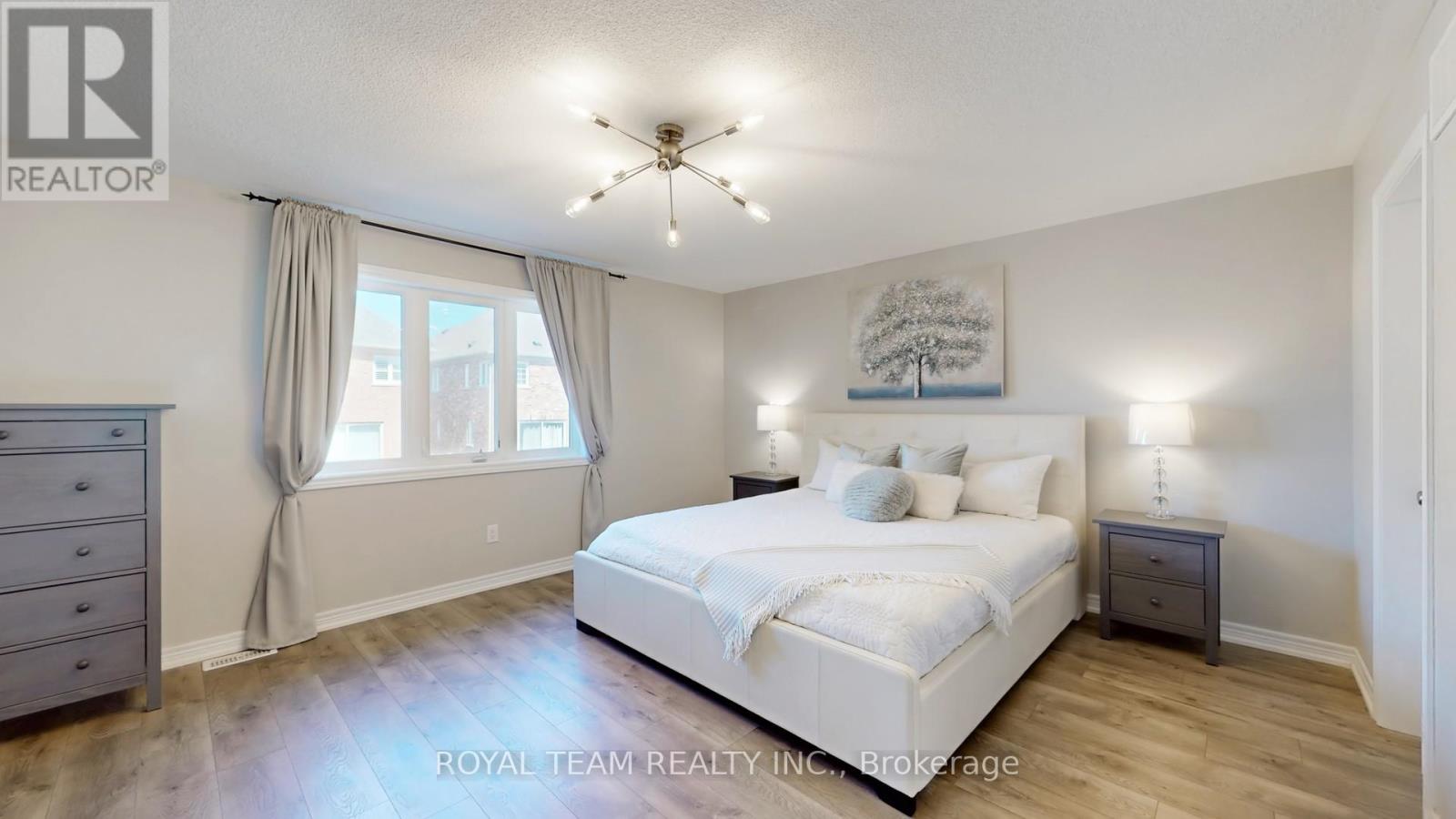 4 Church View Avenue, Markham (Victoria Manor-Jennings Gate), Ontario  L6C 0L6 - Photo 23 - N12441837