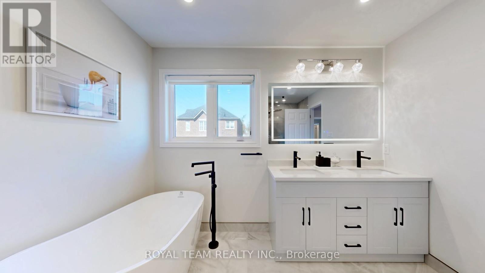 4 Church View Avenue, Markham (Victoria Manor-Jennings Gate), Ontario  L6C 0L6 - Photo 26 - N12441837