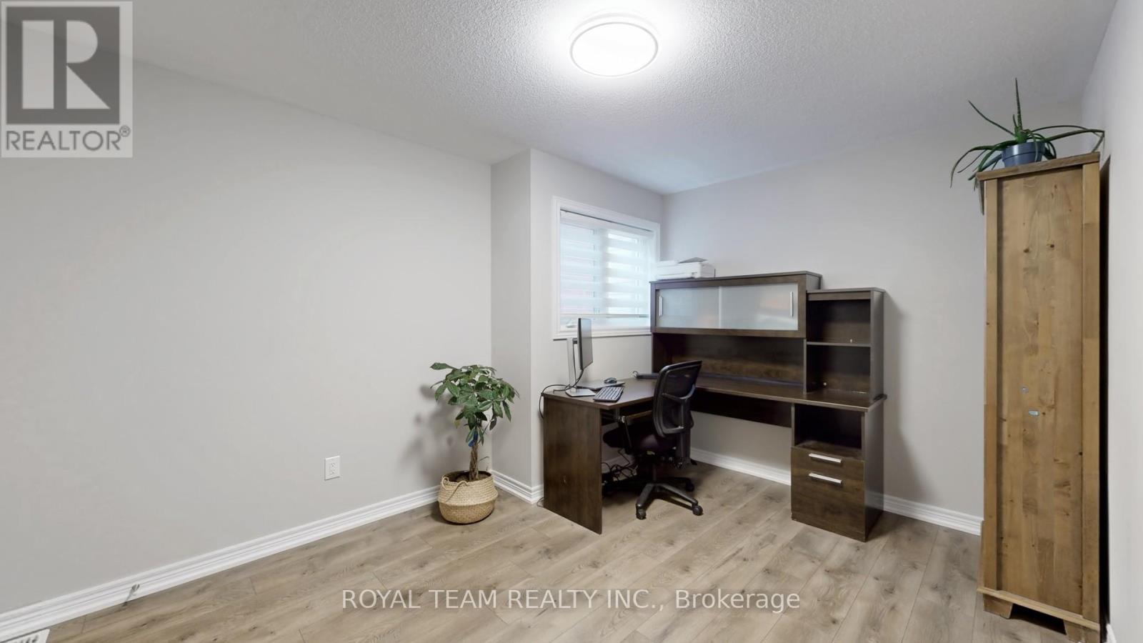4 Church View Avenue, Markham (Victoria Manor-Jennings Gate), Ontario  L6C 0L6 - Photo 31 - N12441837