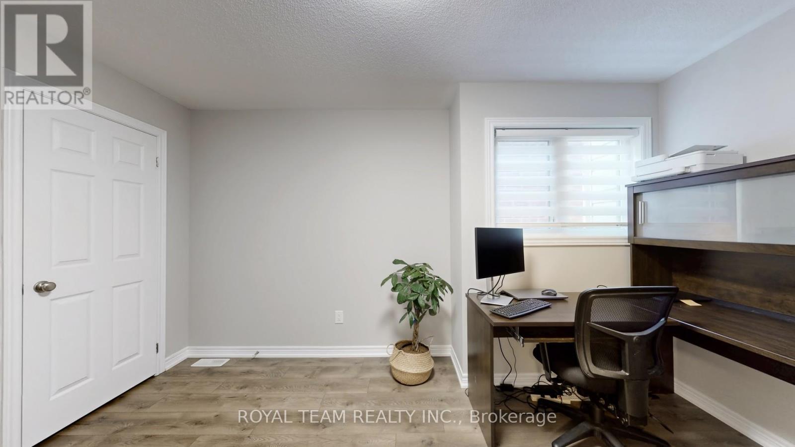 4 Church View Avenue, Markham (Victoria Manor-Jennings Gate), Ontario  L6C 0L6 - Photo 32 - N12441837