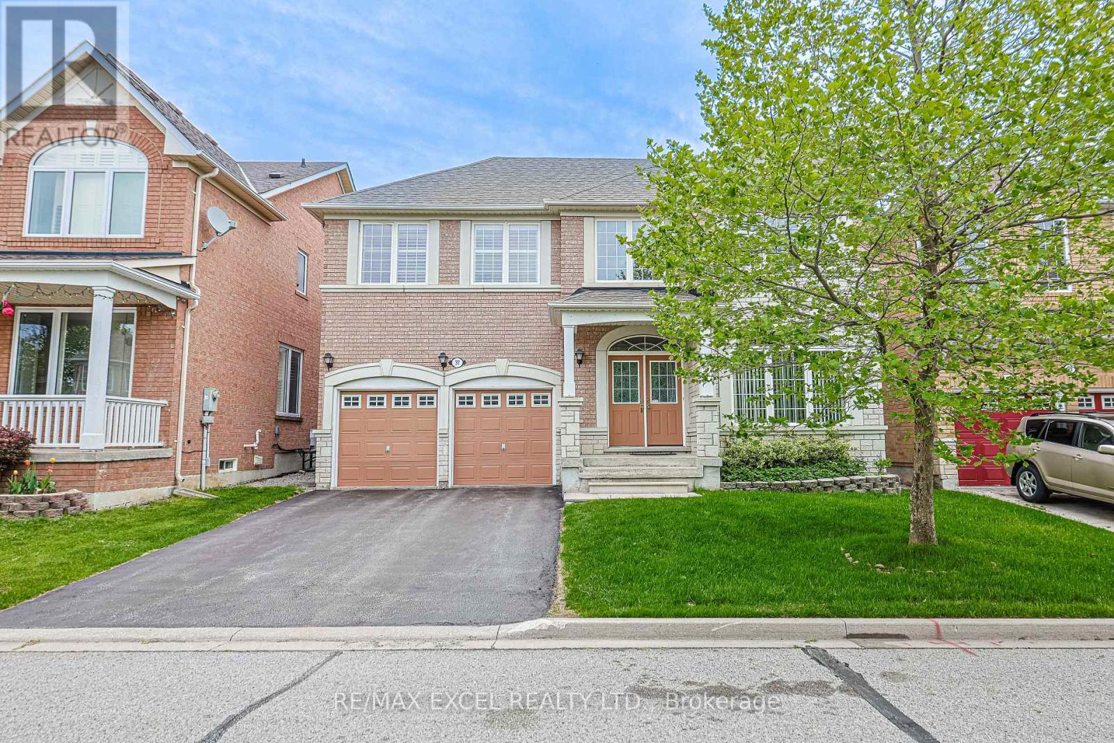 37 Baintree Street, Markham (Wismer), Ontario  L6E 1G5 - Photo 1 - N12441856