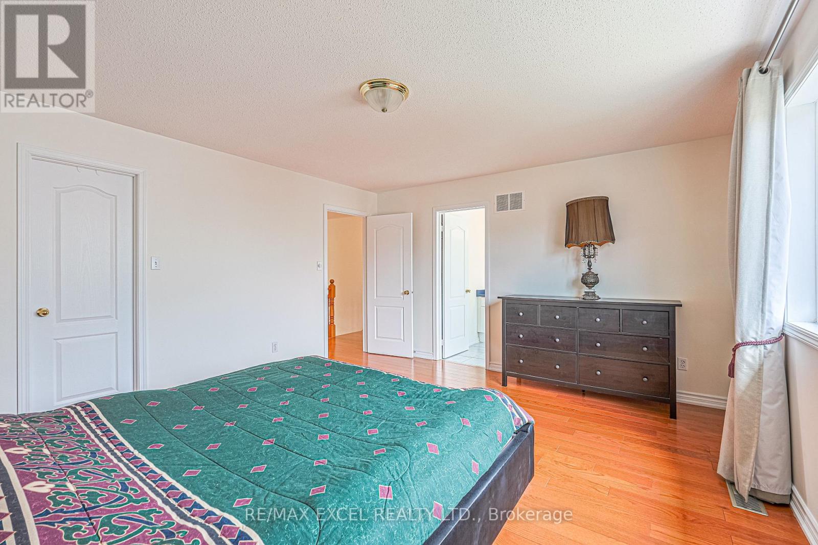 37 Baintree Street, Markham (Wismer), Ontario  L6E 1G5 - Photo 19 - N12441856