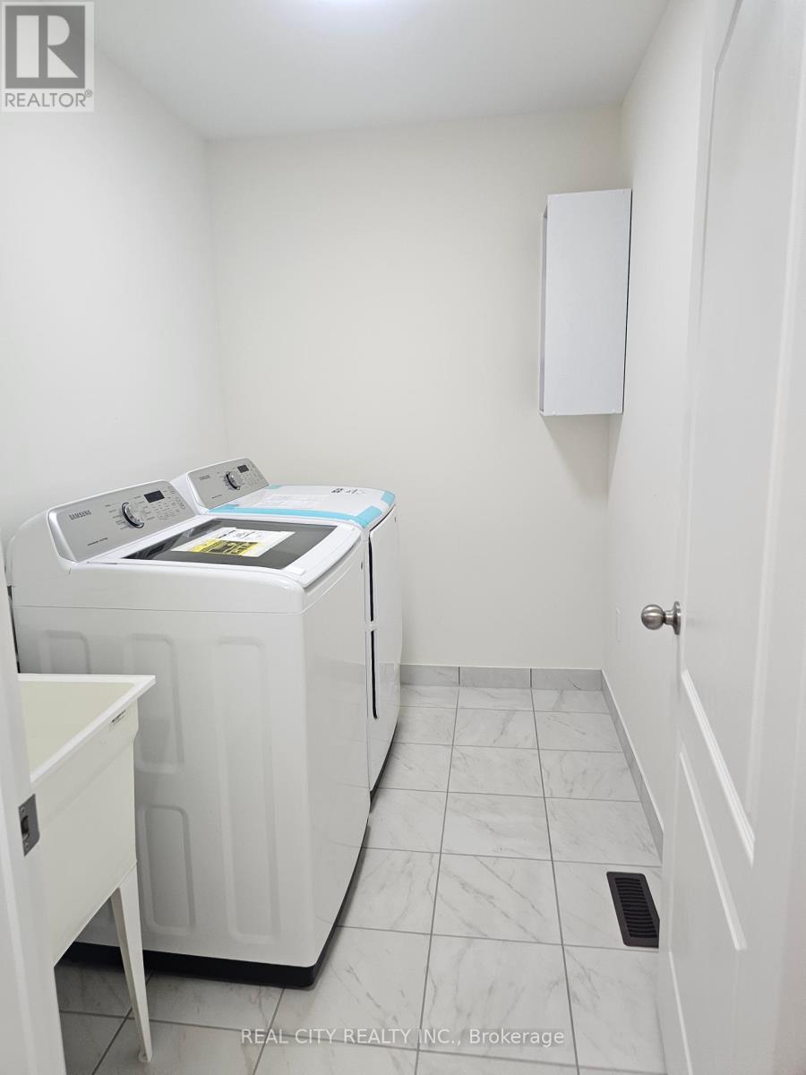 5 Heather Fullerton Road, Georgina, Ontario  L0E 1R0 - Photo 43 - N12441870