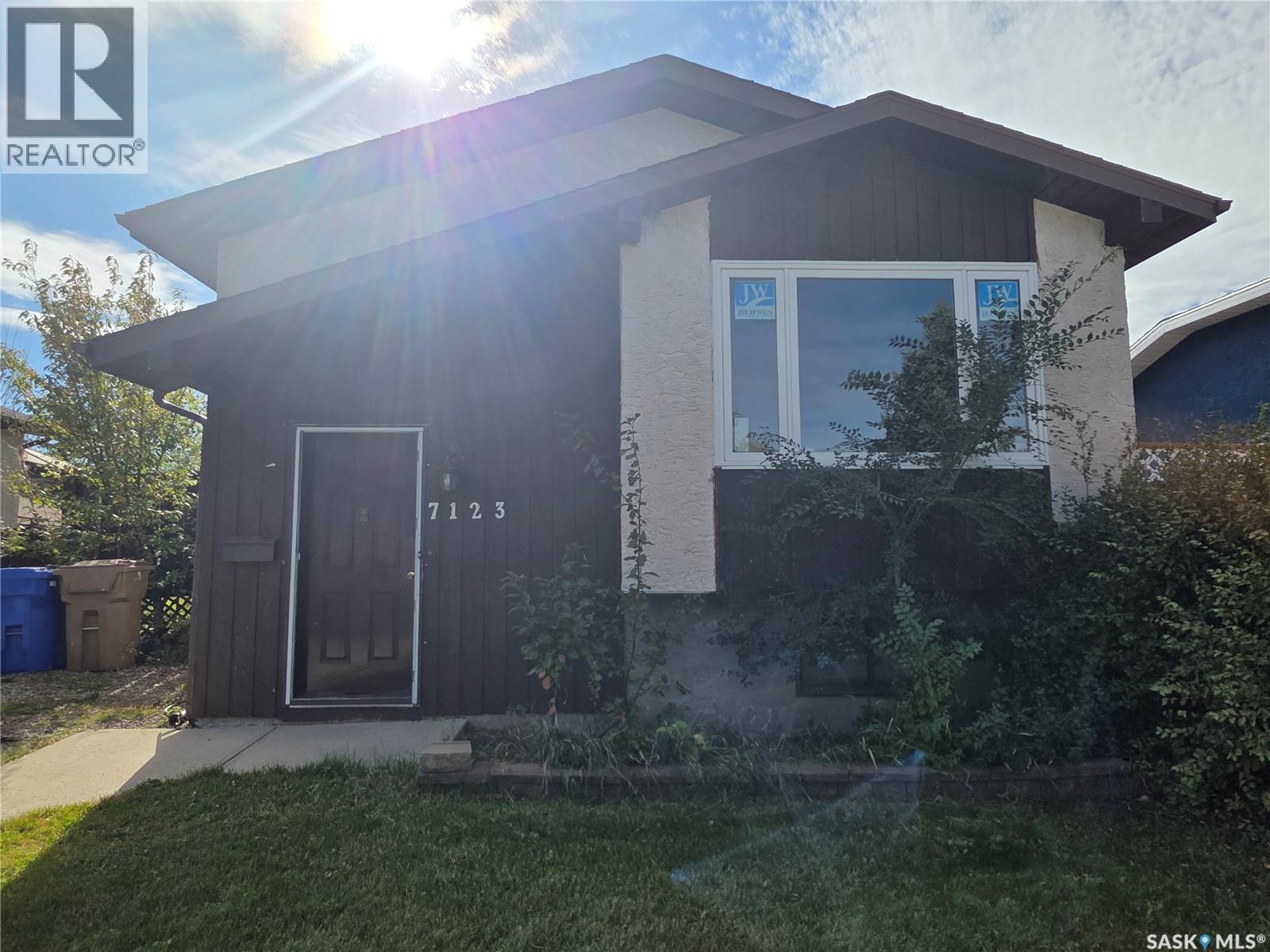 7123 Lanigan DRIVE, Regina, Saskatchewan
