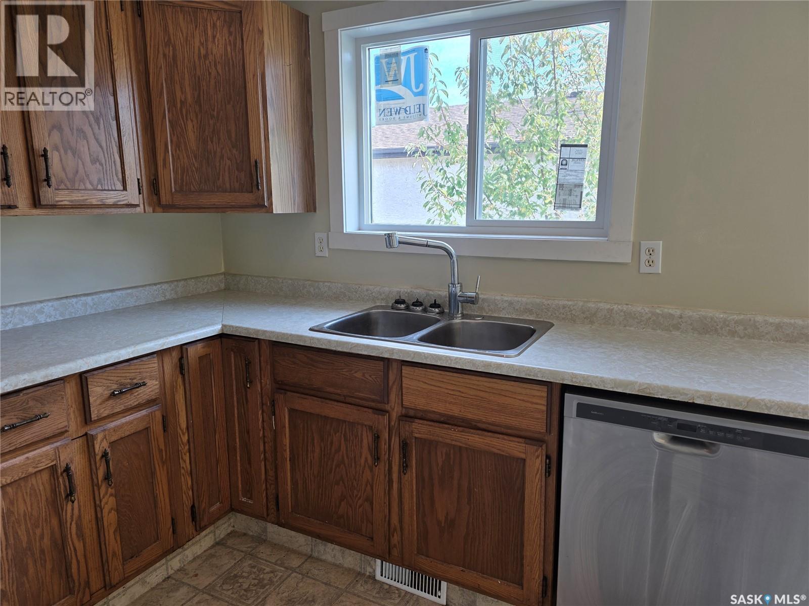 7123 Lanigan Drive, Regina, Saskatchewan  S4X 3Y1 - Photo 10 - SK019971