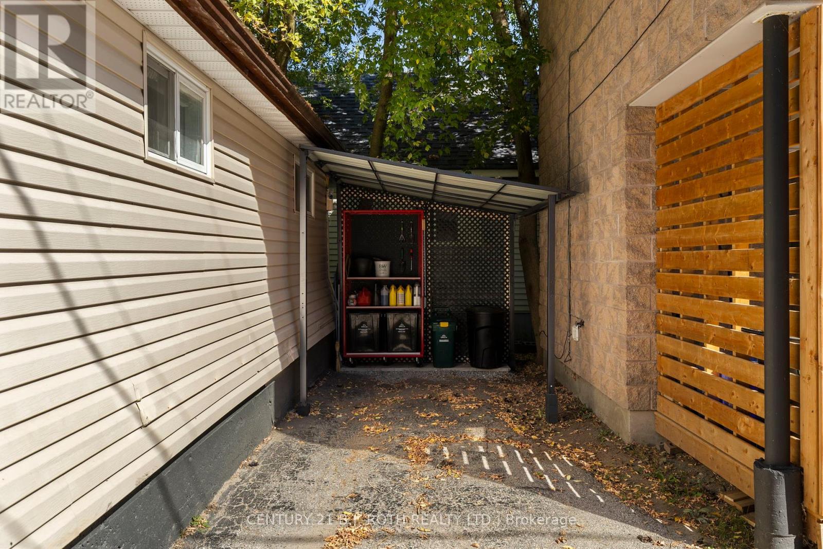 87 Victoria Street, Orillia, Ontario  L3V 2V9 - Photo 25 - S12441855