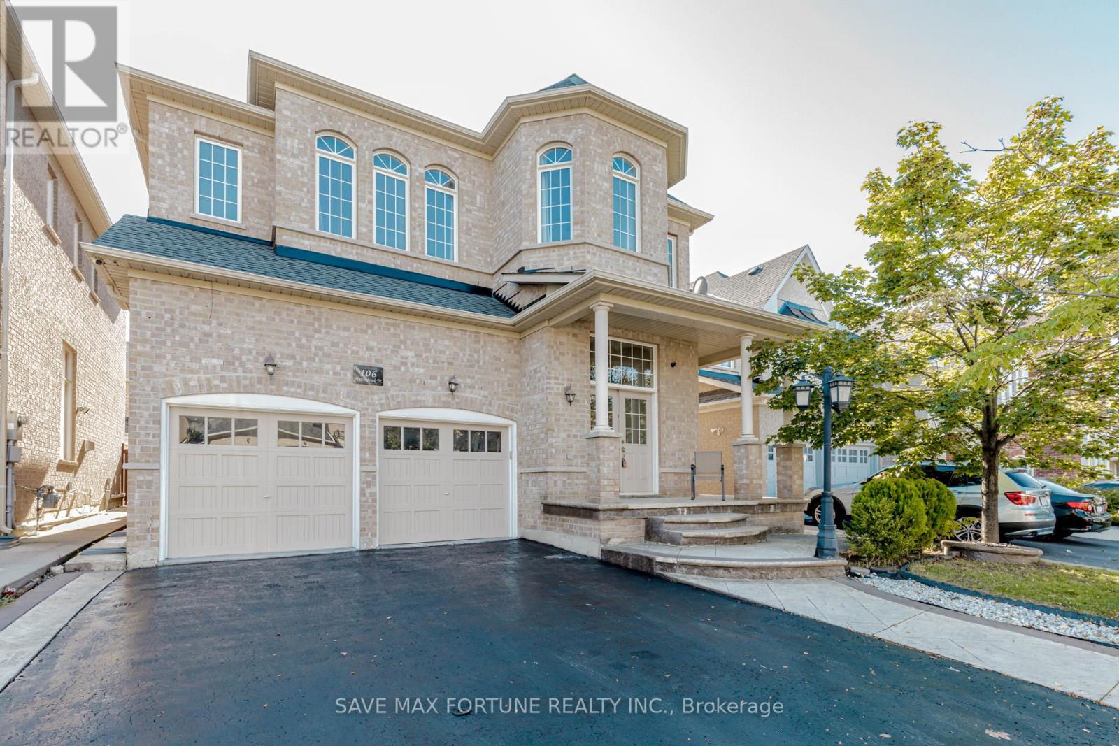 106 Watsonbrook Drive, Brampton (Sandringham-Wellington), Ontario  L6R 0R4 - Photo 3 - W12441625