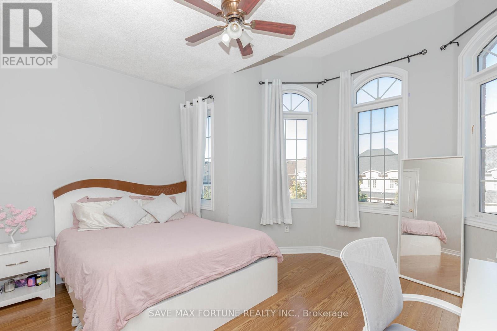 106 Watsonbrook Drive, Brampton (Sandringham-Wellington), Ontario  L6R 0R4 - Photo 38 - W12441625