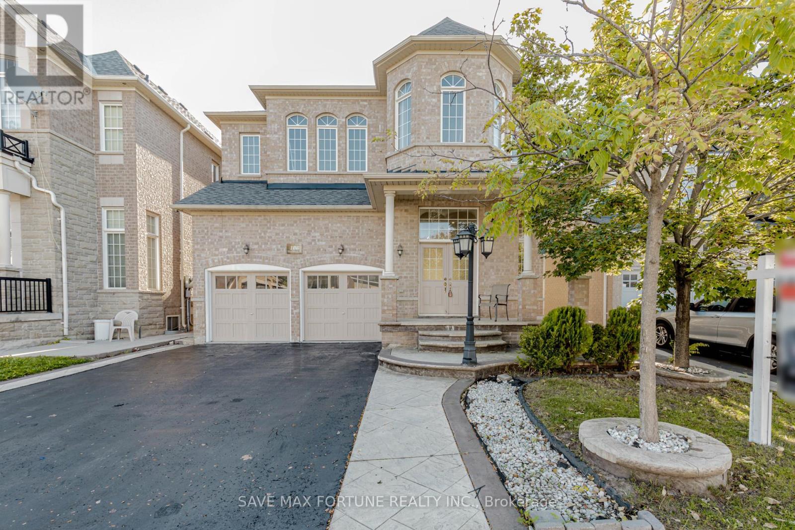 106 Watsonbrook Drive, Brampton (Sandringham-Wellington), Ontario  L6R 0R4 - Photo 1 - W12441625