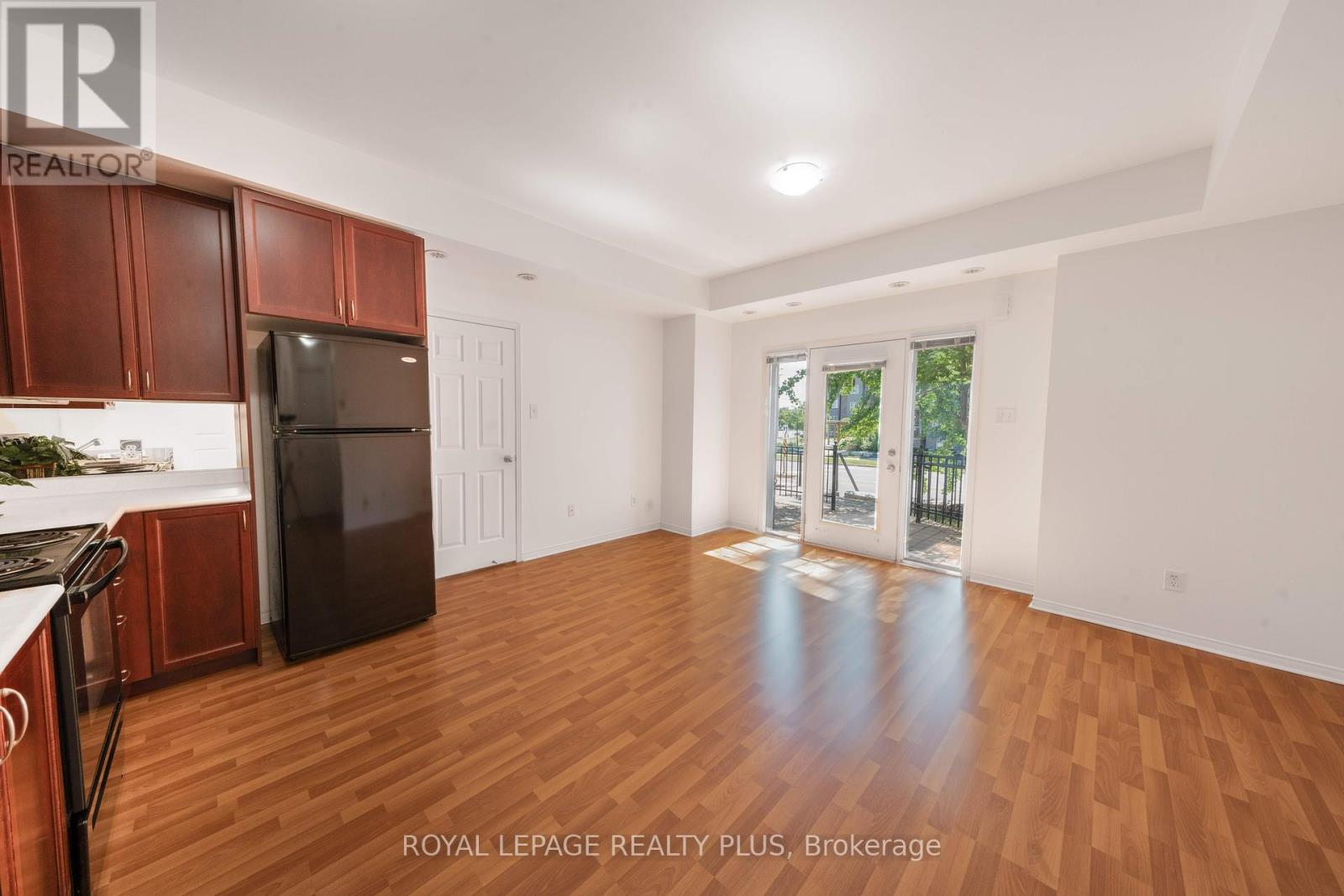 5 - 3015 Destination Drive, Mississauga (Churchill Meadows), Ontario  L5M 0P3 - Photo 11 - W12441840
