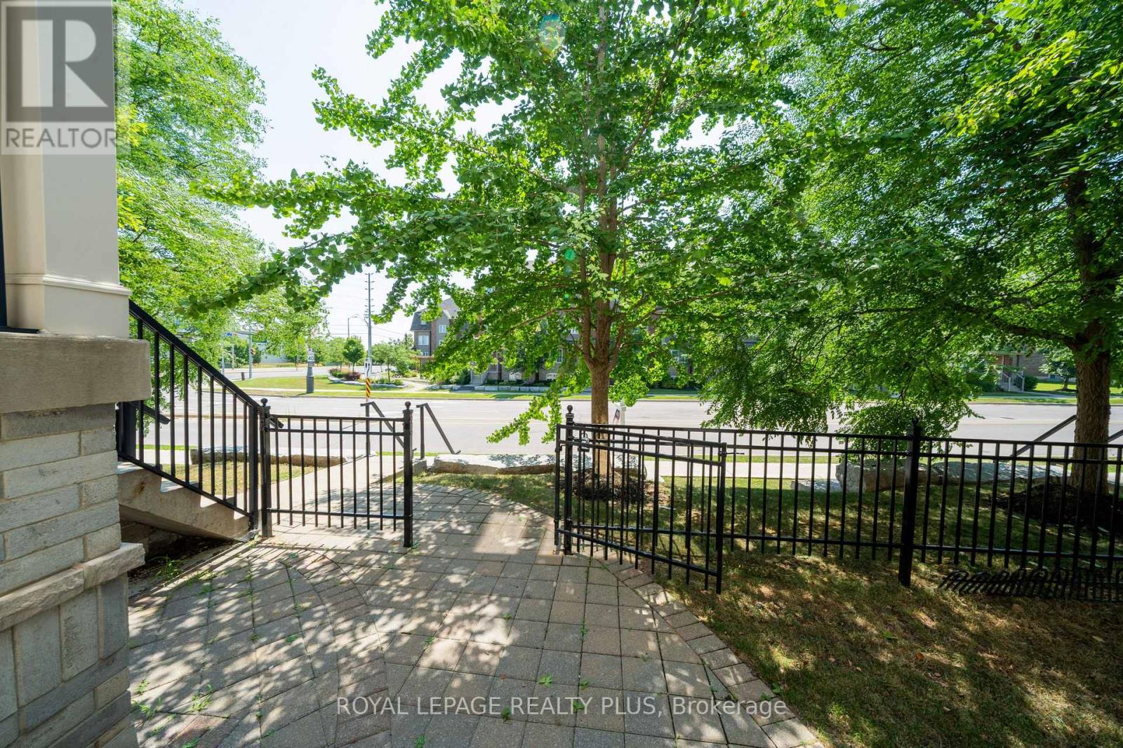 5 - 3015 Destination Drive, Mississauga (Churchill Meadows), Ontario  L5M 0P3 - Photo 8 - W12441840