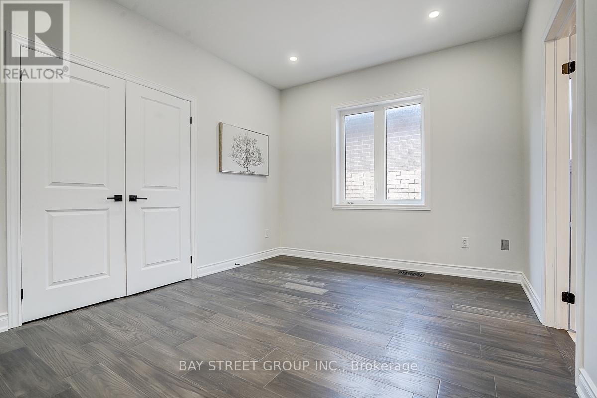 146 Petgor Path, Oakville (Go Glenorchy), Ontario  L6H 0Y6 - Photo 20 - W12441876