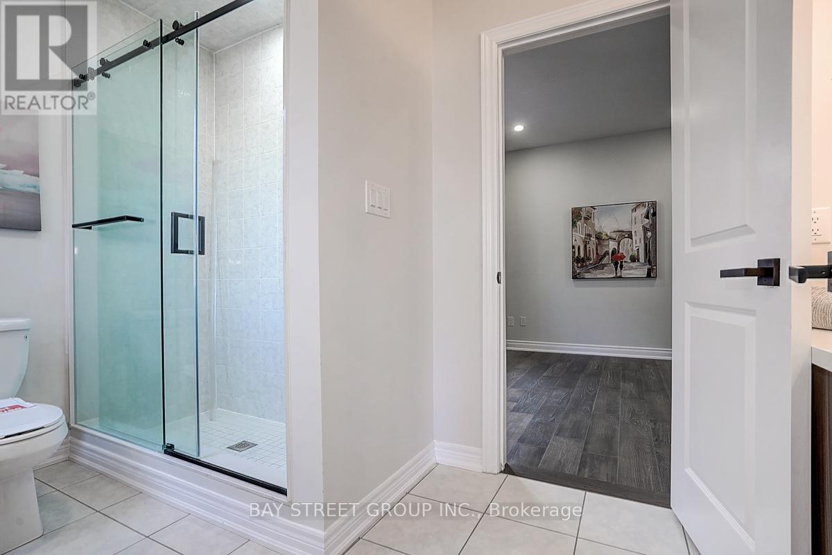 146 Petgor Path, Oakville (Go Glenorchy), Ontario  L6H 0Y6 - Photo 25 - W12441876