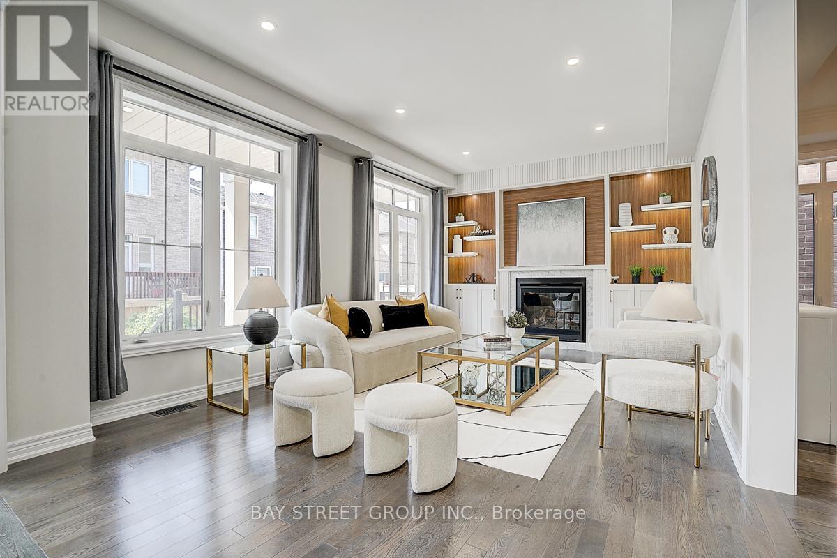 146 Petgor Path, Oakville (Go Glenorchy), Ontario  L6H 0Y6 - Photo 7 - W12441876