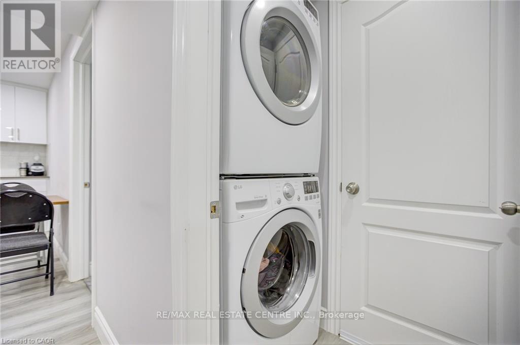 (Basement) - 21 Sandsprings Crescent, Kitchener, Ontario  N2E 2C6 - Photo 6 - X12441839