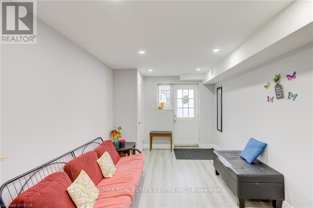 (Basement) - 21 Sandsprings Crescent, Kitchener, Ontario  N2E 2C6 - Photo 7 - X12441839