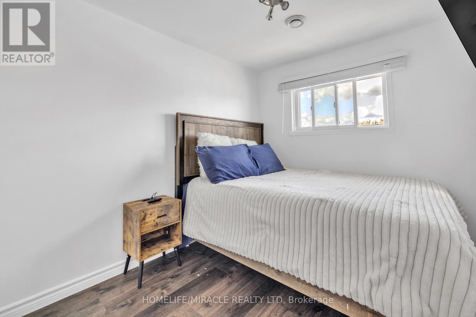 4 - 259 Lansdowne Avenue, Woodstock, Ontario  N4T 1N6 - Photo 12 - X12441859