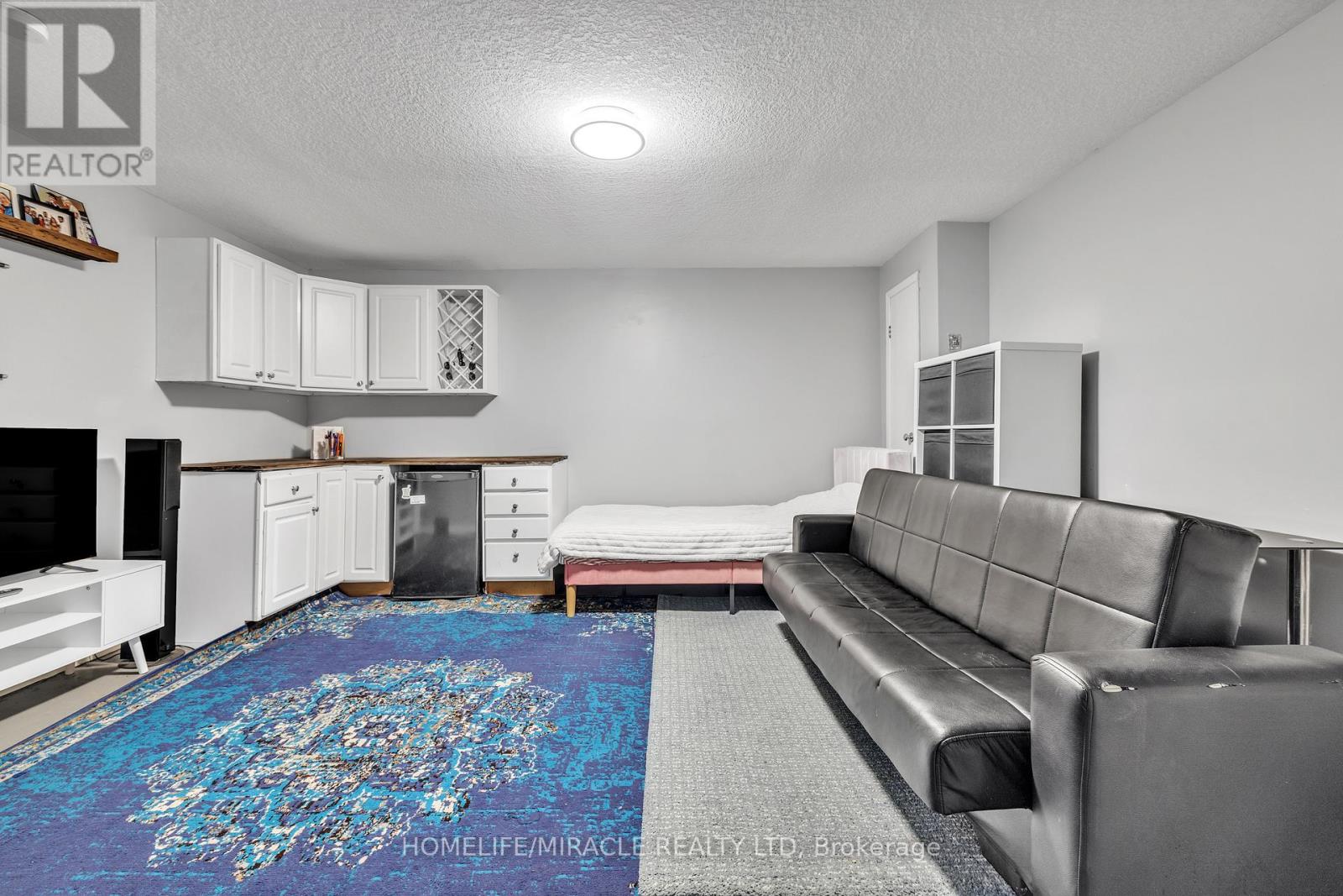 4 - 259 Lansdowne Avenue, Woodstock, Ontario  N4T 1N6 - Photo 15 - X12441859