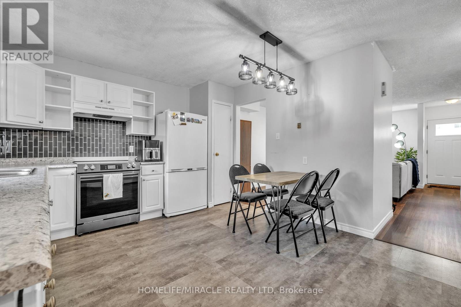4 - 259 Lansdowne Avenue, Woodstock, Ontario  N4T 1N6 - Photo 8 - X12441859