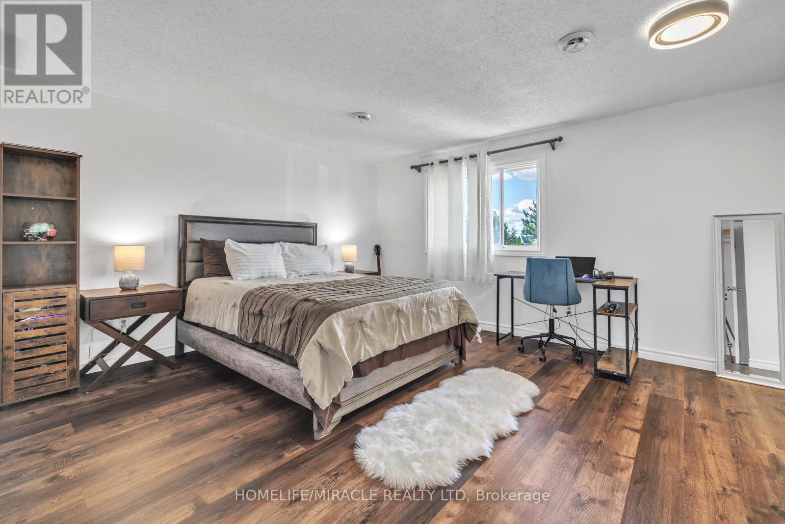 4 - 259 Lansdowne Avenue, Woodstock, Ontario  N4T 1N6 - Photo 9 - X12441859