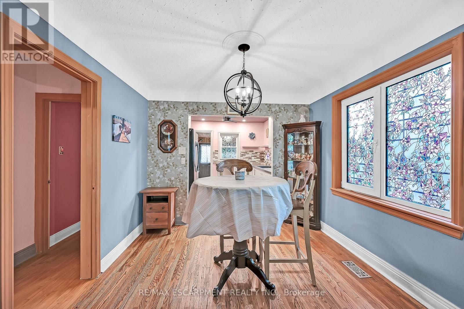 248 East 12th Street, Hamilton (Inch Park), Ontario  L9A 3X8 - Photo 10 - X12441862