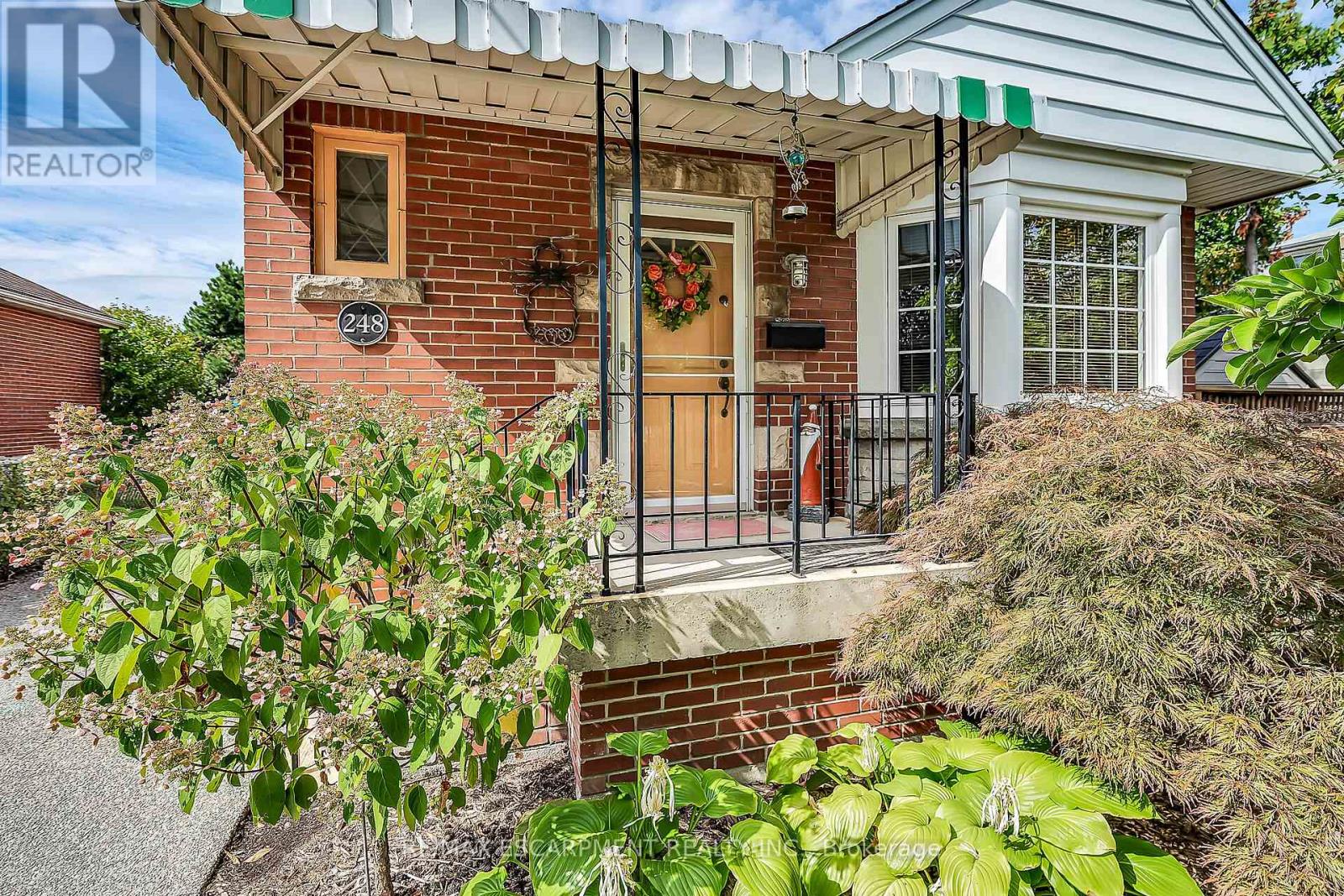 248 East 12th Street, Hamilton (Inch Park), Ontario  L9A 3X8 - Photo 3 - X12441862