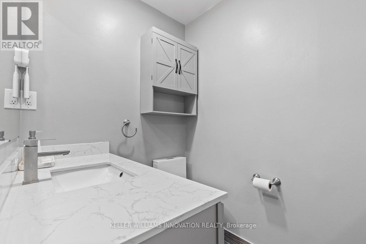 40 Rennie Drive, Kitchener, Ontario  N2A 1J5 - Photo 23 - X12441866