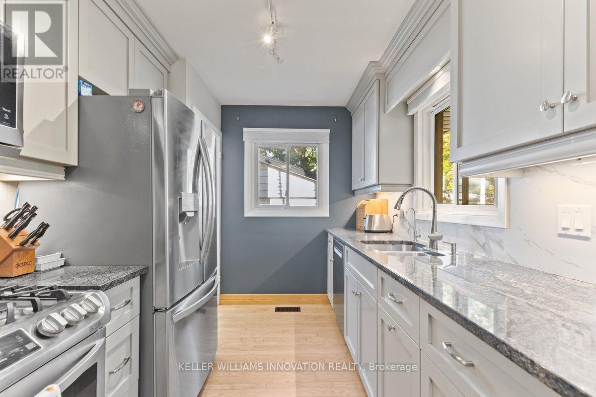 40 Rennie Drive, Kitchener, Ontario  N2A 1J5 - Photo 8 - X12441866