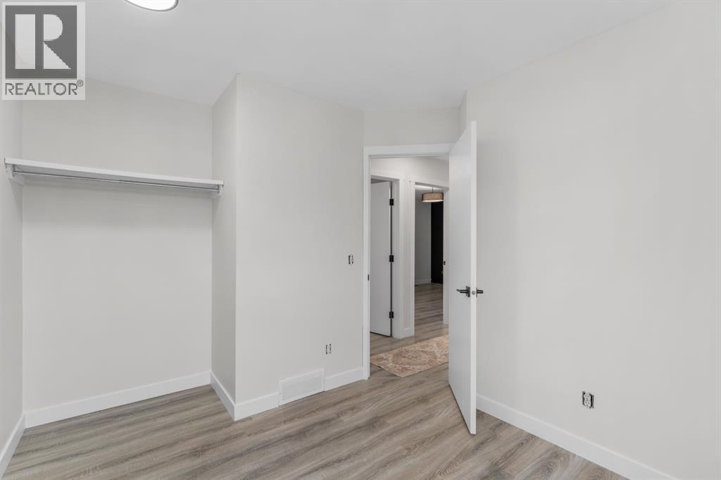 395 Millrise Drive Sw, Calgary, Alberta  T2Y 2C7 - Photo 25 - A2260193
