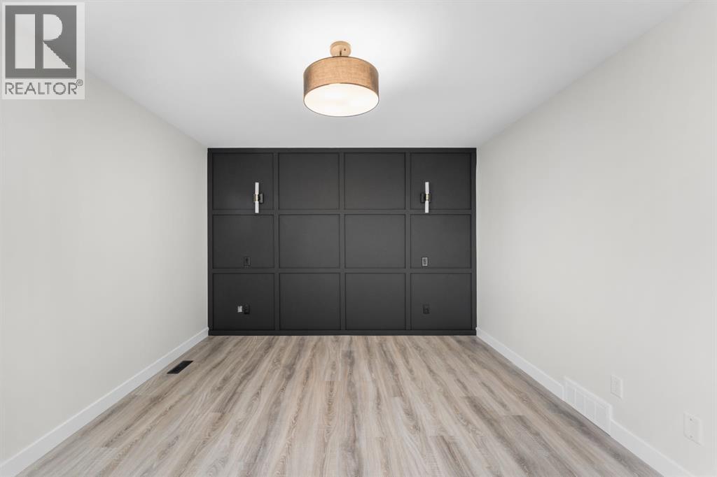 395 Millrise Drive Sw, Calgary, Alberta  T2Y 2C7 - Photo 32 - A2260193