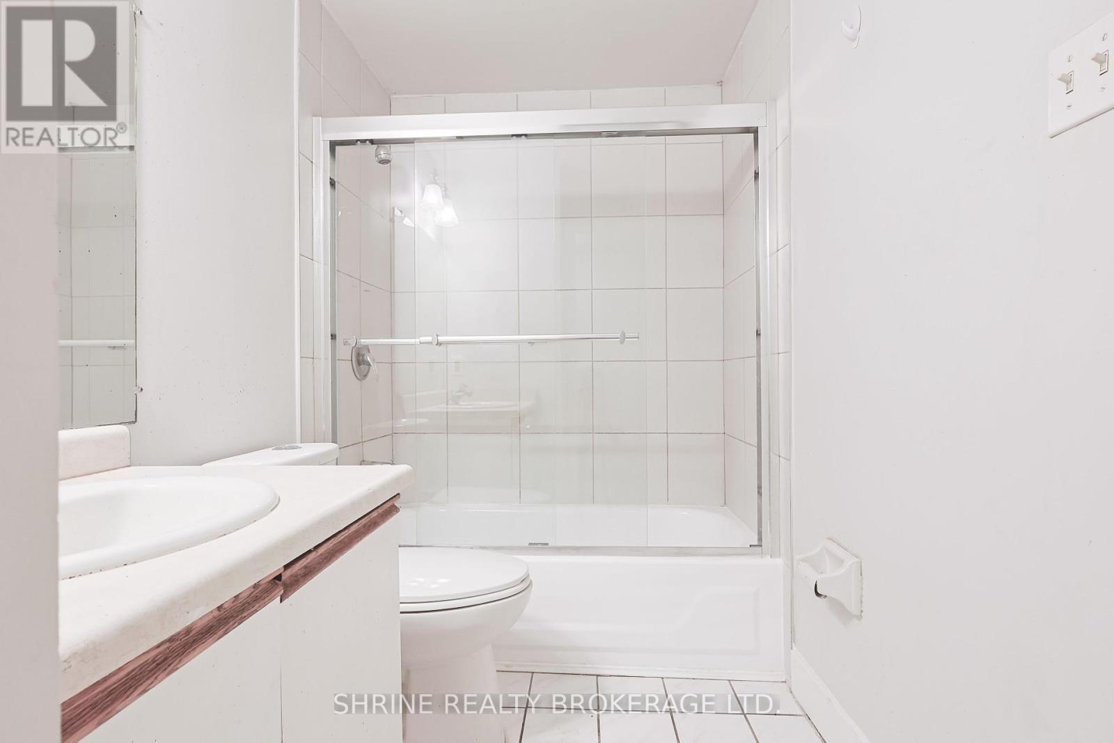 22 - 577 Third Street, London East (East H), Ontario  N5V 4B8 - Photo 13 - X12441890