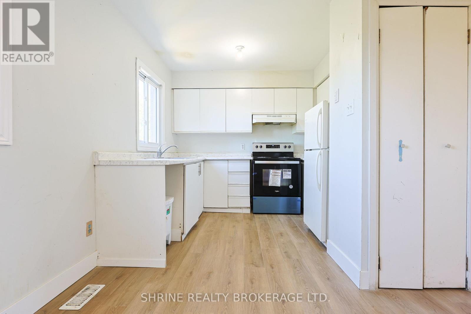 22 - 577 Third Street, London East (East H), Ontario  N5V 4B8 - Photo 6 - X12441890