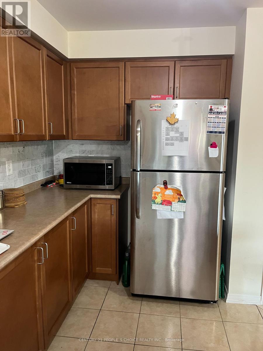 Upper - 14 Bersan Terrace, Brampton, Ontario  L6P 3T2 - Photo 14 - W12440774