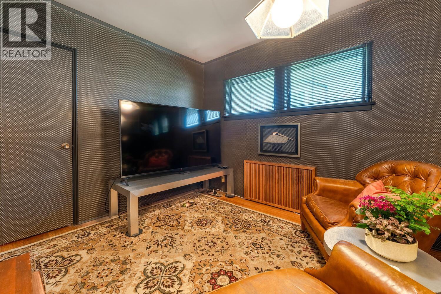 349 Midlothian Street, Vancouver, British Columbia  V5Y 2M1 - Photo 13 - R3054974