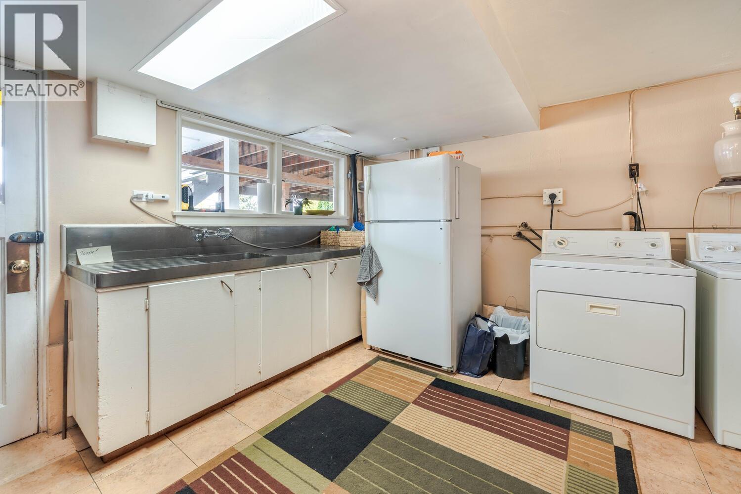 349 Midlothian Street, Vancouver, British Columbia  V5Y 2M1 - Photo 25 - R3054974
