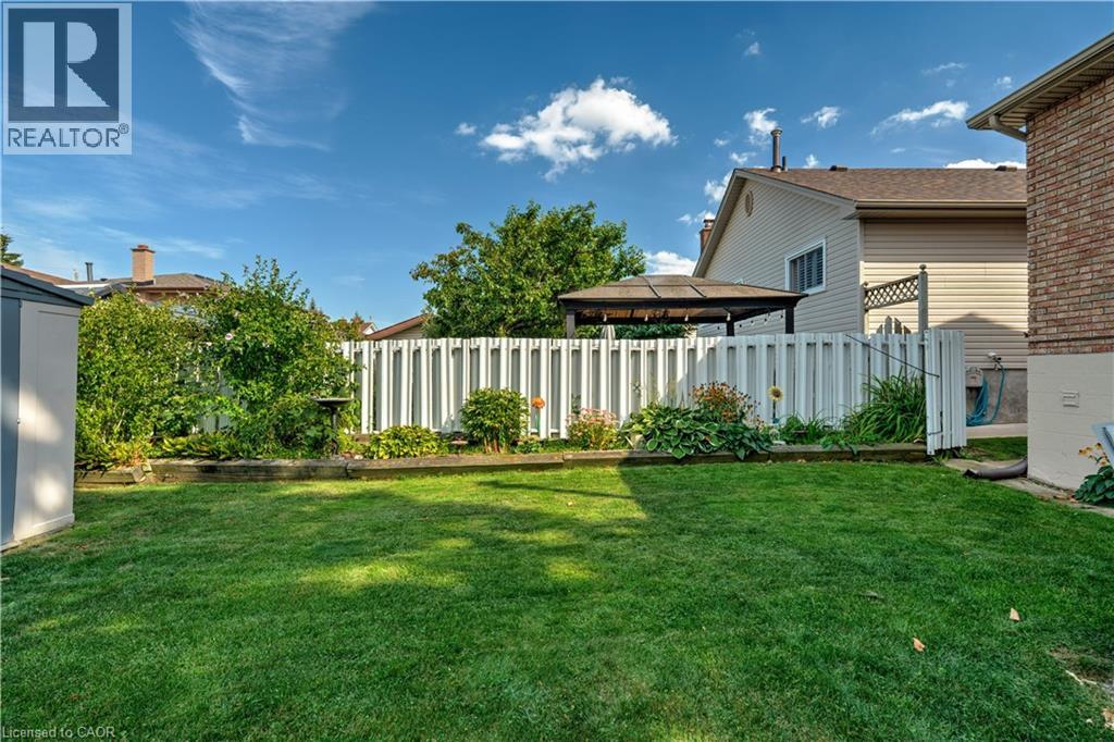 302 Highridge Avenue, Hamilton, Ontario  L8E 3W3 - Photo 36 - 40768734