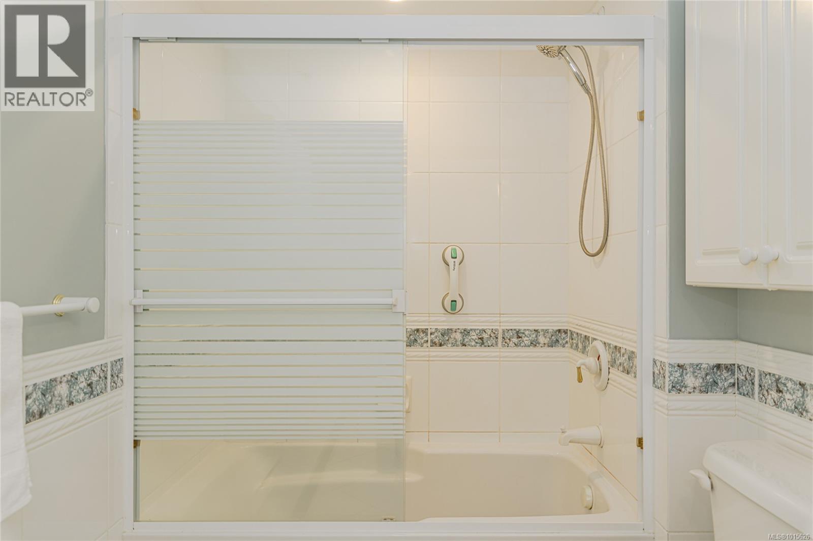 201 940 Boulderwood Rise, Saanich, British Columbia  V8Y 3H5 - Photo 29 - 1015626