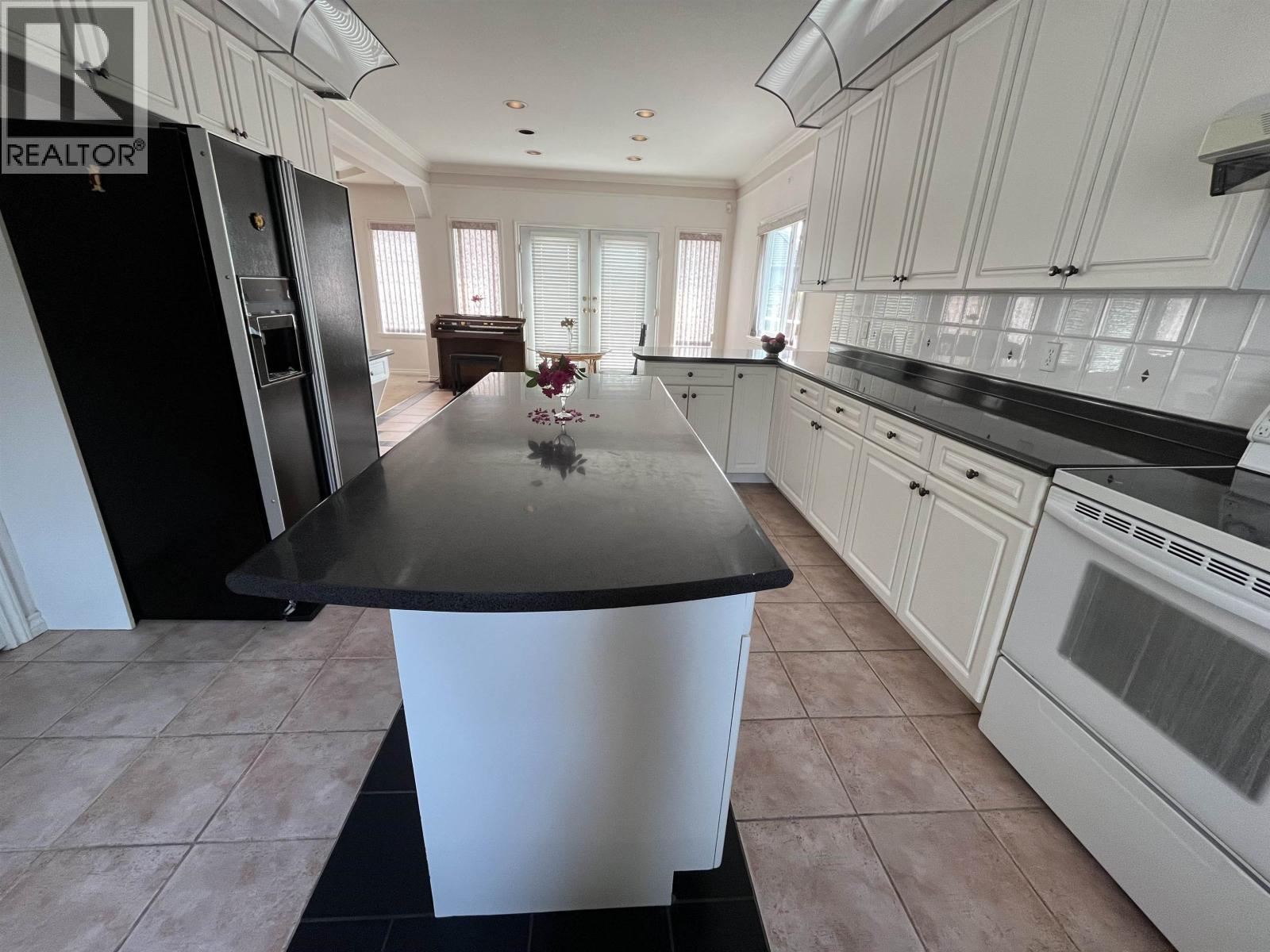 3147 Silverthrone Drive, Coquitlam, British Columbia  V3E 3C3 - Photo 11 - R3054784