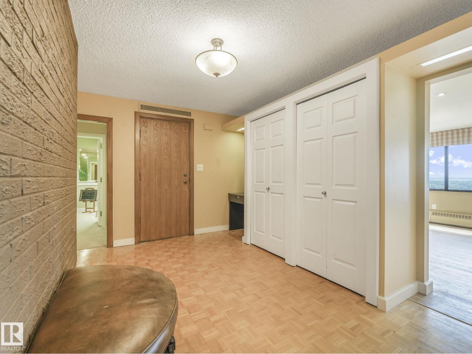 #1902 9929 Saskatchewan Dr Nw, Edmonton, Alberta  T6E 5J9 - Photo 6 - E4460570