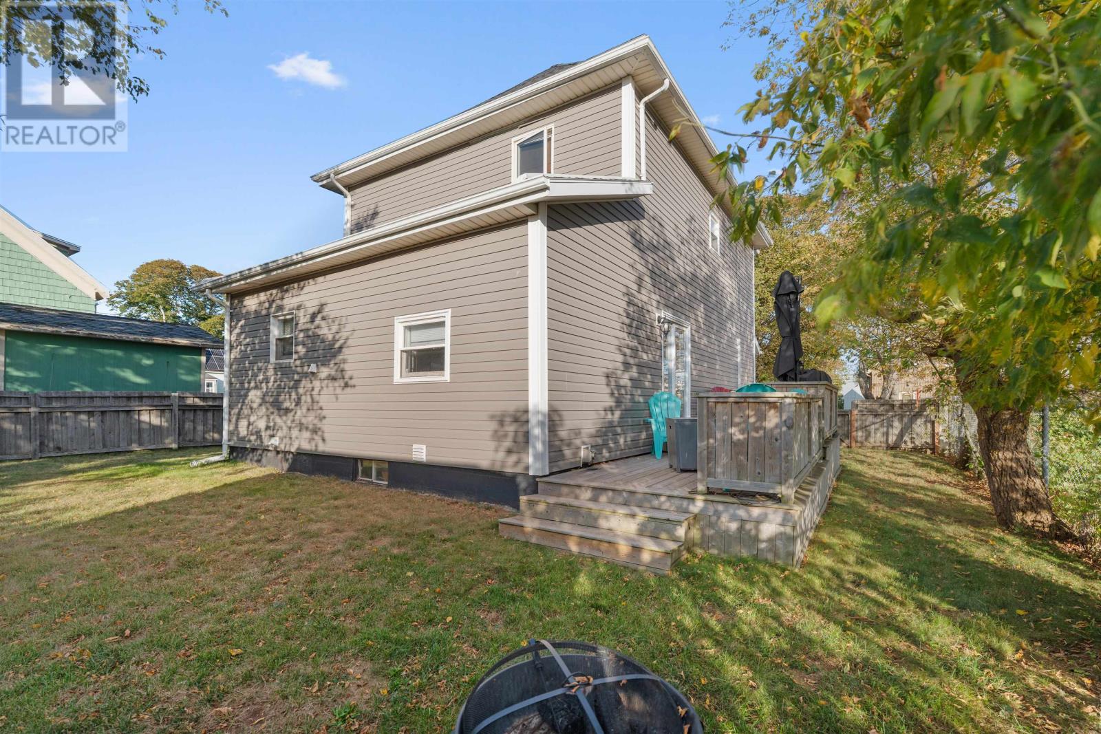 42 King Street, Summerside, Prince Edward Island  C1N 2S8 - Photo 4 - 202524959