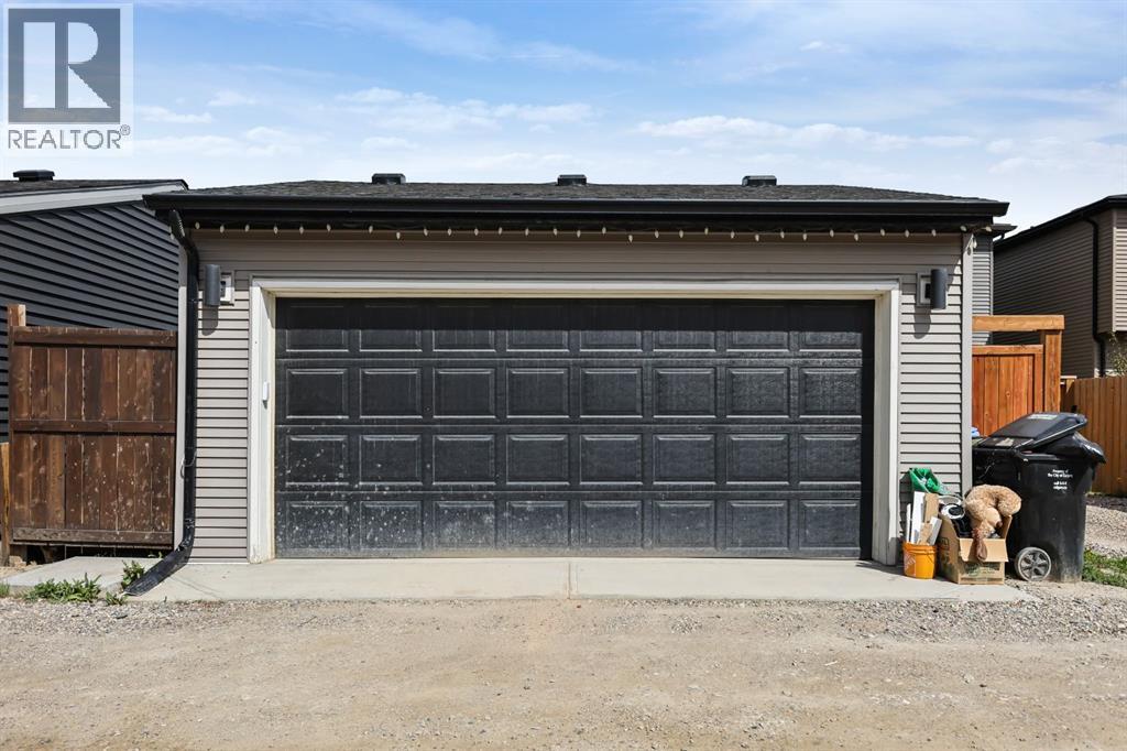 119 Wolf Creek Manor Se, Calgary, Alberta  T2X 4A1 - Photo 35 - A2242406