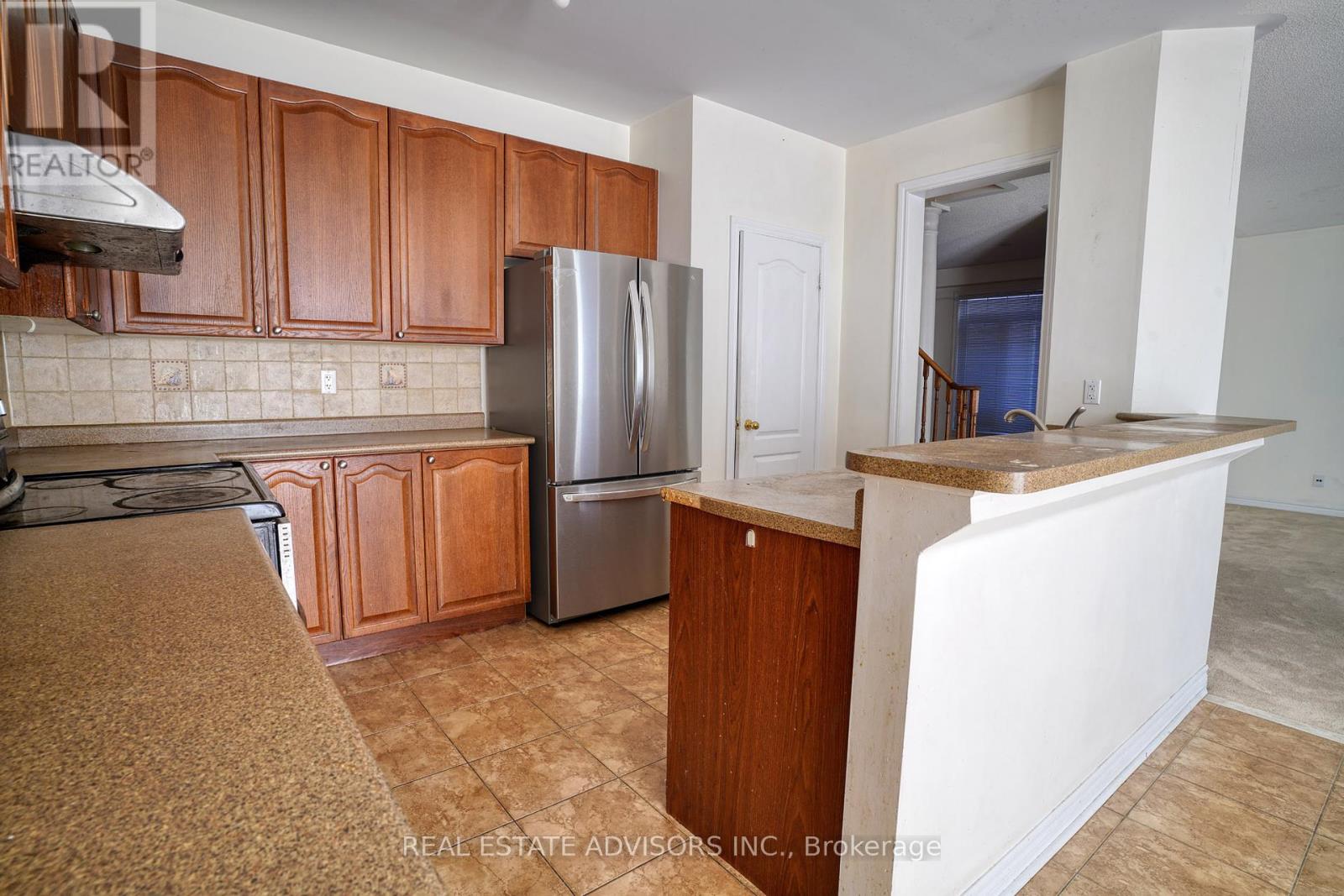 3208 Countess Crescent, Mississauga, Ontario  L5M 0E2 - Photo 8 - W12427015