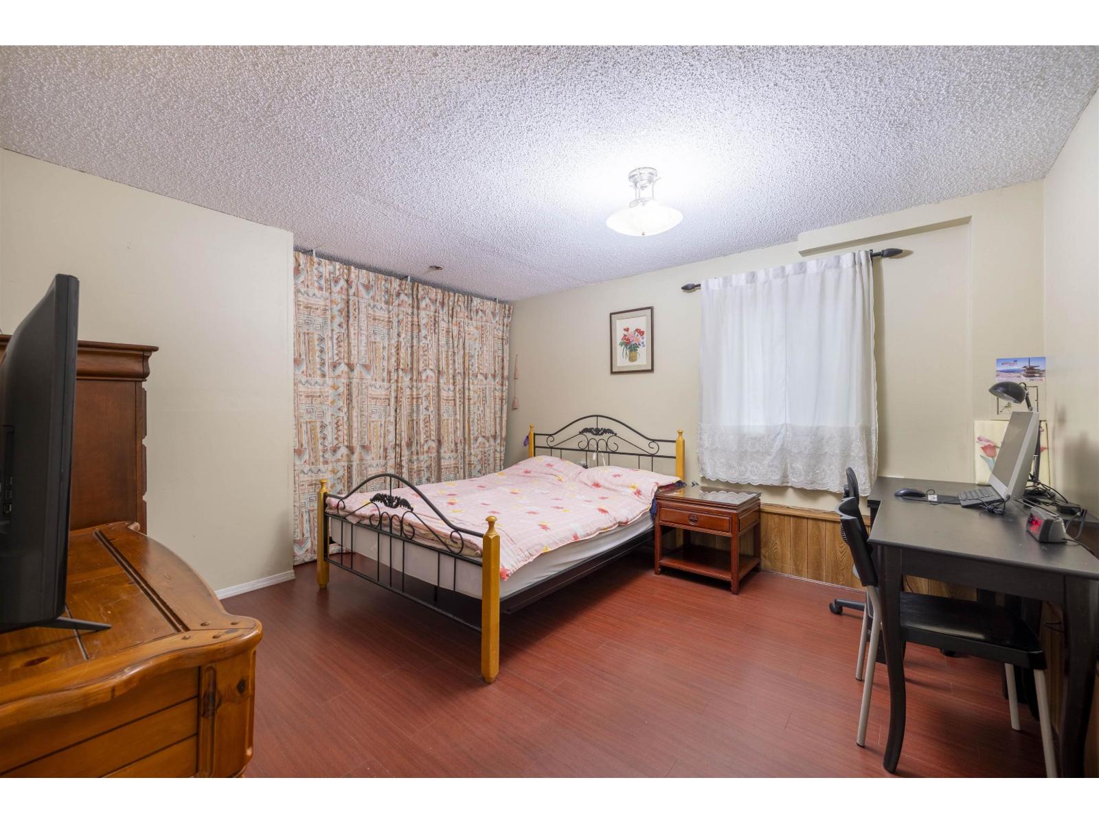 11820 Staples Crescent, Delta, British Columbia  V4E 2T7 - Photo 21 - R3054828