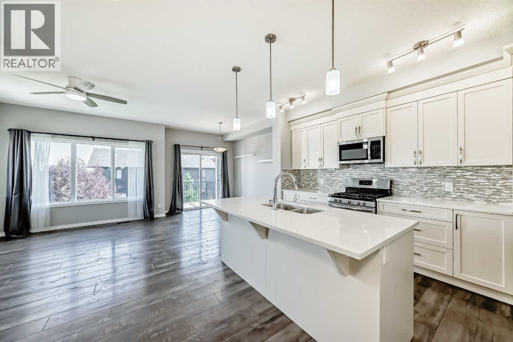 581 Hillcrest Road Sw, Airdrie, Alberta  T4B 4H6 - Photo 6 - A2253455
