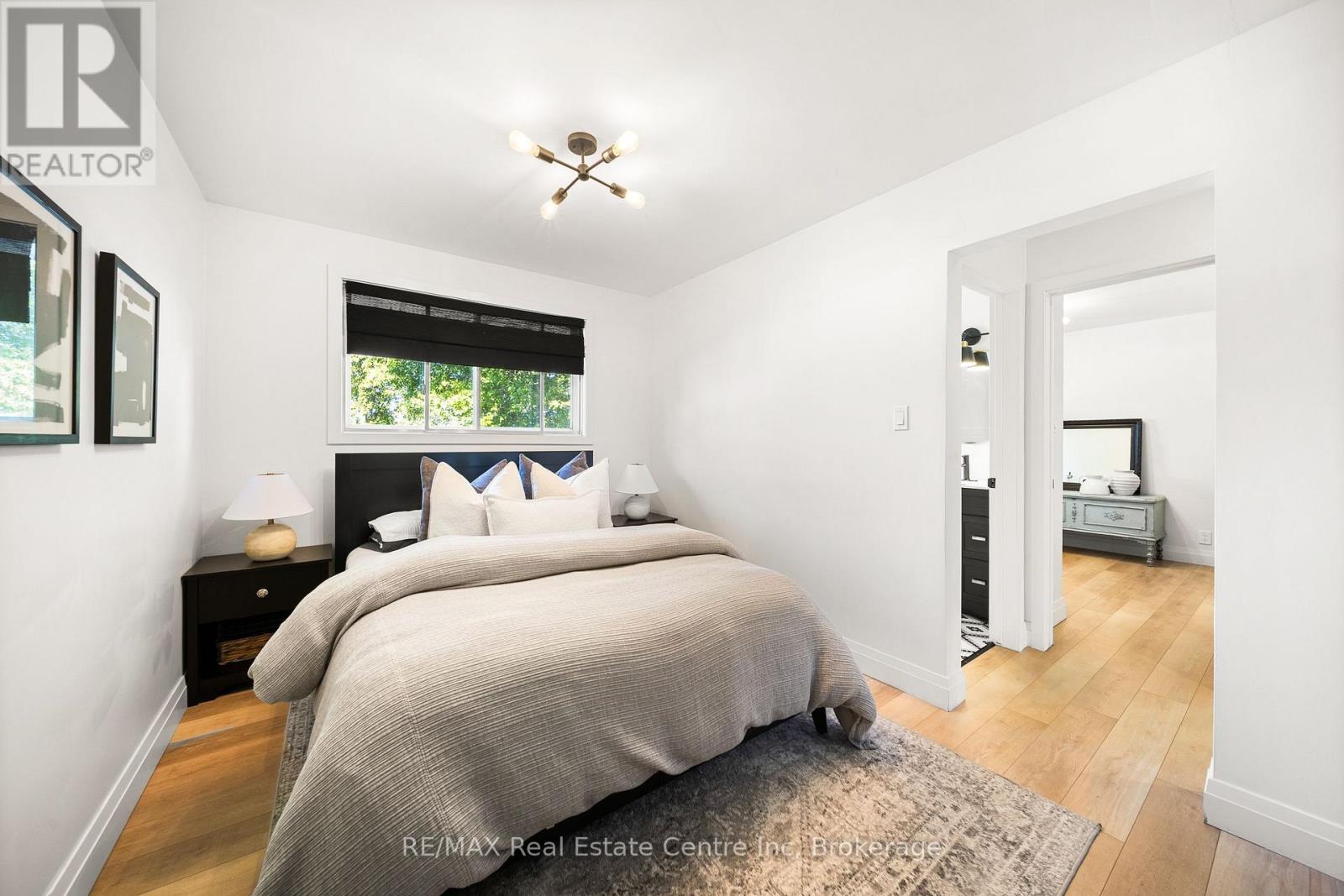 51 Muskoka Drive, Guelph, Ontario  N1E 3M8 - Photo 12 - X12441909