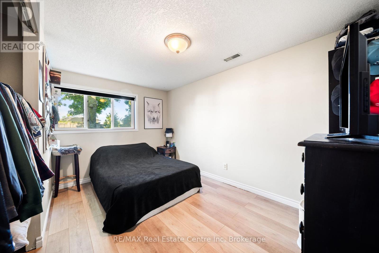 51 Muskoka Drive, Guelph, Ontario  N1E 3M8 - Photo 22 - X12441909
