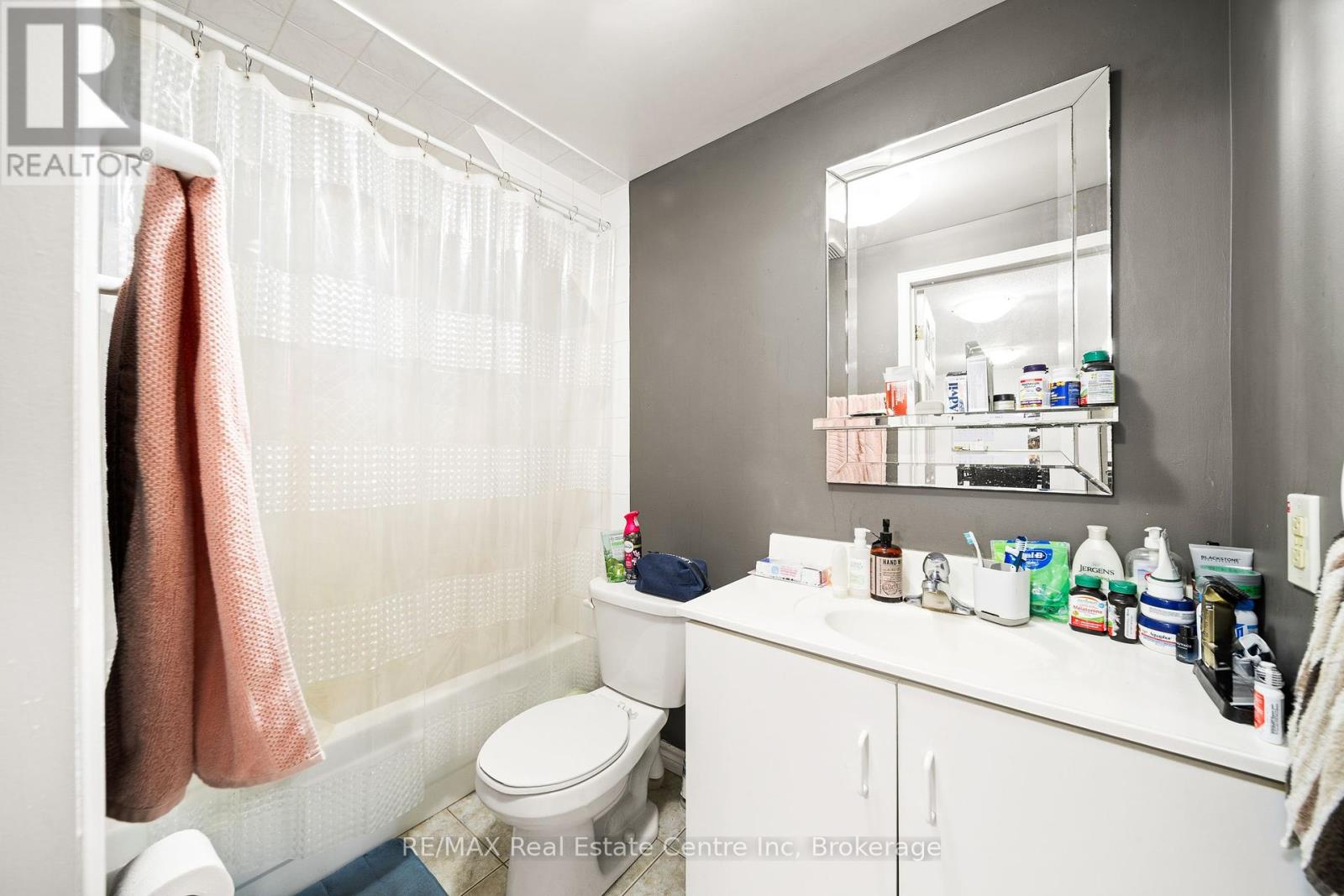 51 Muskoka Drive, Guelph, Ontario  N1E 3M8 - Photo 24 - X12441909
