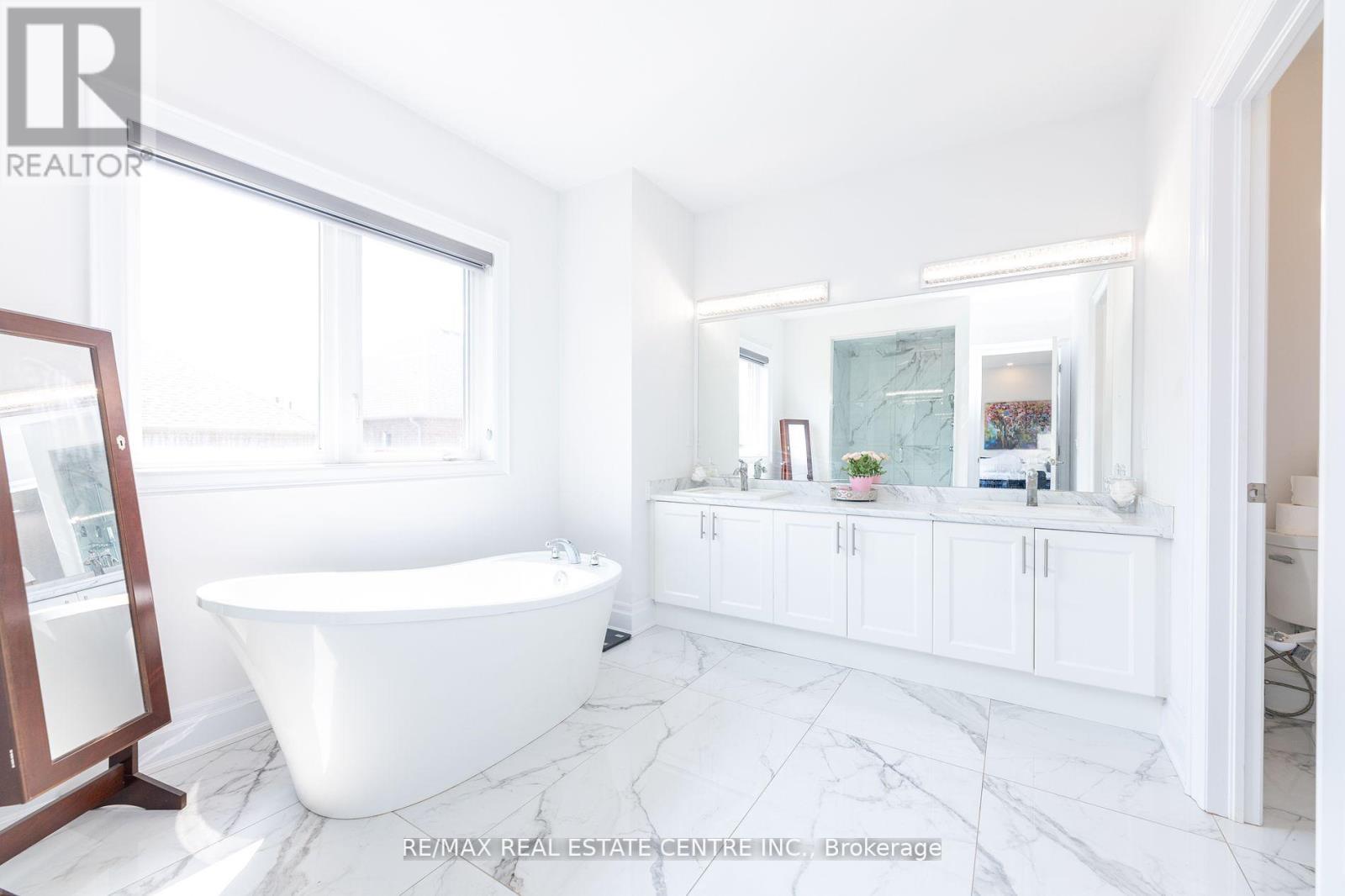 3422 Post Road N, Oakville, Ontario  L6H 0Y4 - Photo 33 - W12441880