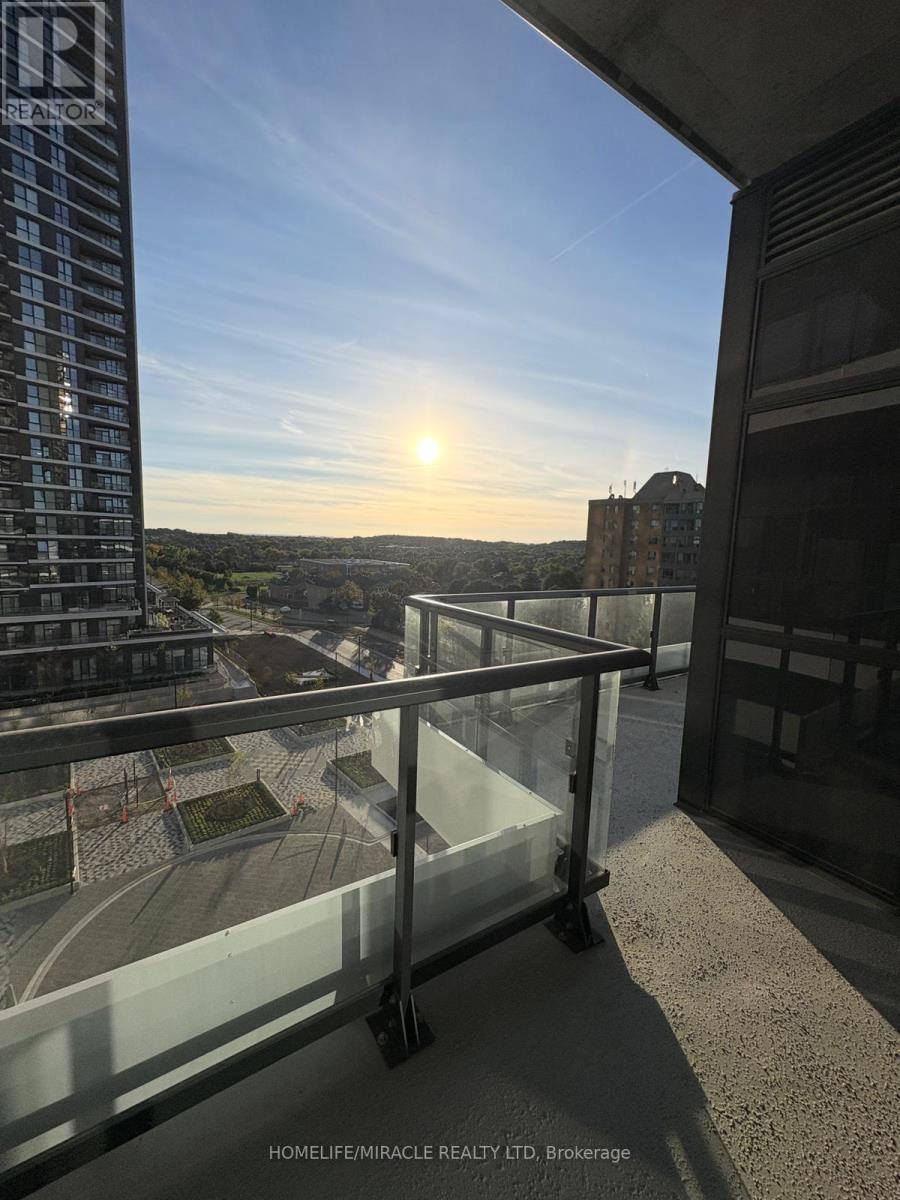 615 - 15 Watergarden Drive, Mississauga, Ontario  L5R 0H4 - Photo 17 - W12441886