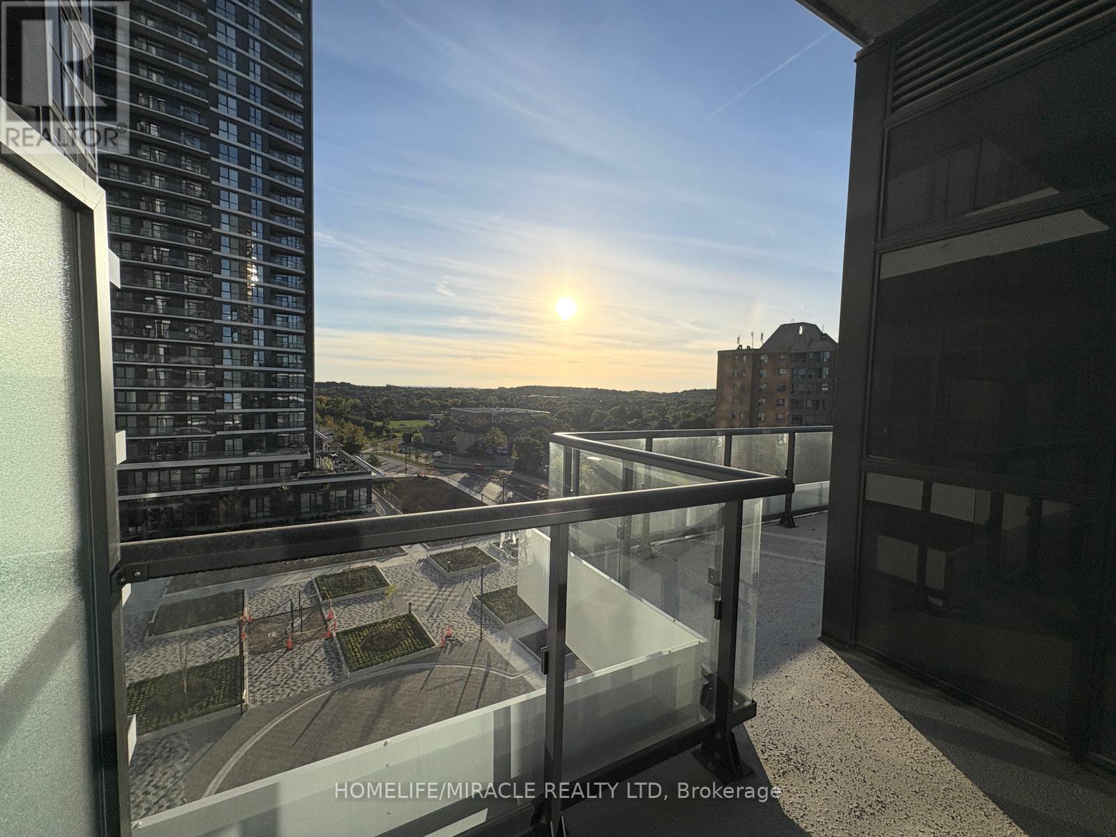 615 - 15 Watergarden Drive, Mississauga, Ontario  L5R 0H4 - Photo 19 - W12441886